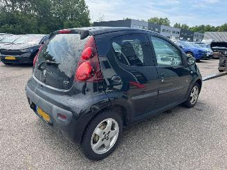 Peugeot 107 1.0 Access picture 5