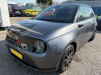 Damaged car Honda e- 16\" 2020/9