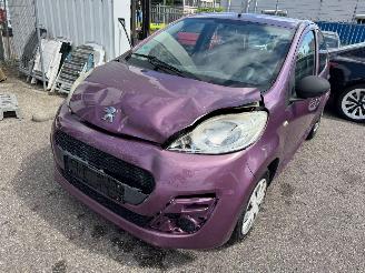Peugeot 107 1.0 Access Accent 2013/2