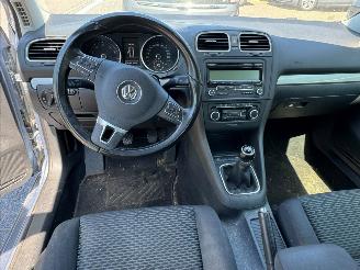 Volkswagen Golf 1.2 TSI Trendline picture 8