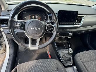 Kia Stonic 1.0 T-GDi MHEV DynamicPlusLine picture 13