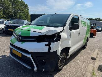 danneggiata veicoli commerciali Toyota Proace Worker 2.0 D-4D Professional Long 2022/4
