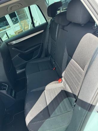 Skoda Octavia Combi 1.5 AUTOMAAT TSI Greentech Business Edition Plus picture 14