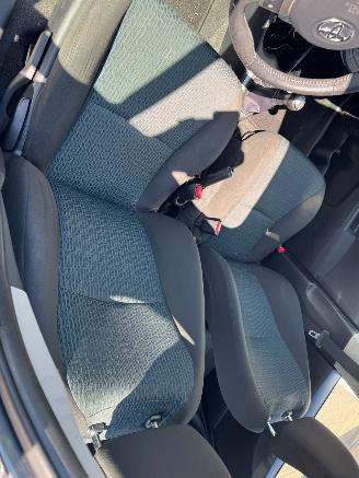 Toyota Yaris 1.0 VVT-i Aspiration picture 16