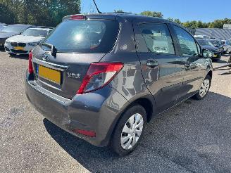 Toyota Yaris 1.0 VVT-i Aspiration picture 5
