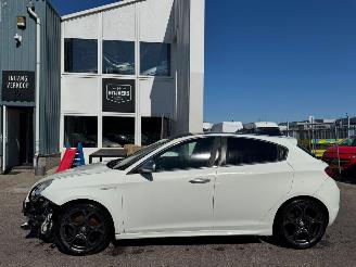Alfa Romeo Giulietta 2.0 JTDm Distinctive picture 5