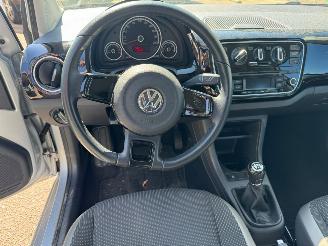Volkswagen Up! 1.0 high up! BlueM. picture 9