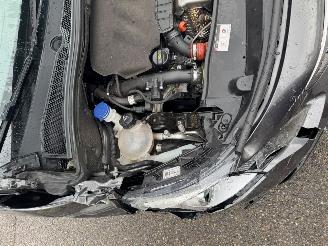 Peugeot 2008 1.2 PureTech GT-line picture 10