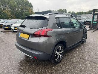 Peugeot 2008 1.2 PureTech GT-line picture 5
