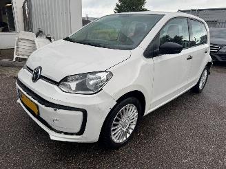 Schadeauto Volkswagen Up! 1.0 BMT up! beats 2018/3