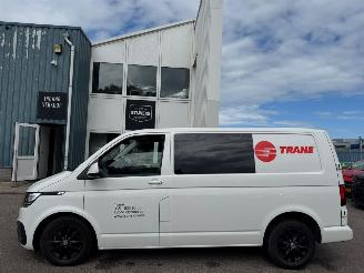 Volkswagen Transporter 2.0 AUTOMAAT TDI L1H1 30 Bulli Dubbel Cabine picture 2