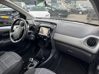 Peugeot 108 1.2 e-VTi AIIure automaat picture 13