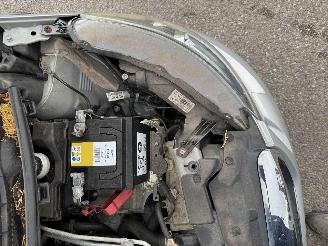 Peugeot 108 1.2 e-VTi AIIure automaat picture 17