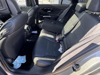 Mercedes C-klasse 300 e AMG LINE picture 14