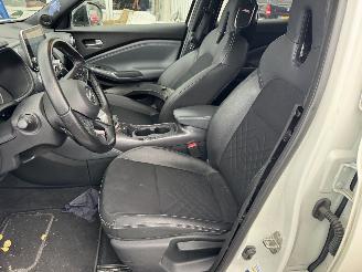 Nissan Juke 1.0 AUTOMAAT DIG-T Tekna picture 11