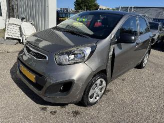 Kia Picanto 1.0 CVVT ISG Airco picture 5
