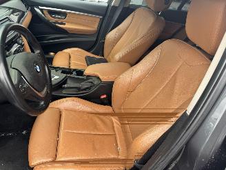 BMW 3-serie 318i Luxury Edition picture 10