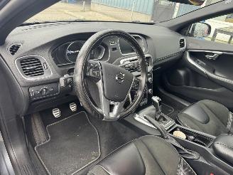 Volvo V-40 2.0 D2 Inscription picture 9