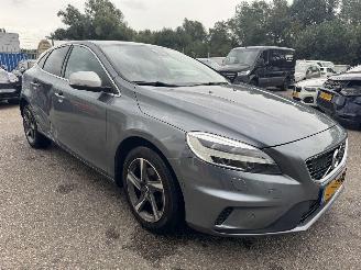 Volvo V-40 2.0 D2 Inscription picture 6