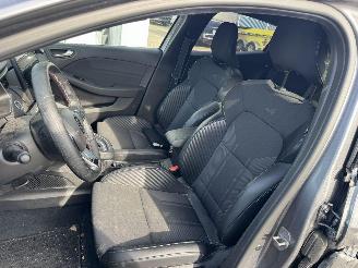 Renault Clio 1.0 TCe 90 GPF esprit Alpine picture 12
