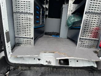 Ford Transit 350 2.0 TDCI L2H2 Trend picture 8