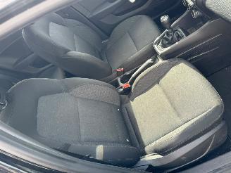 Renault Clio 1.0 TCe 90 Equilibre picture 15