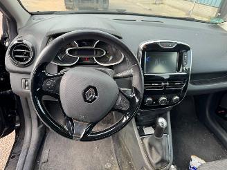 Renault Clio 0.9 TCe Expression picture 11
