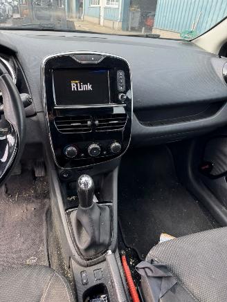 Renault Clio 0.9 TCe Expression picture 12