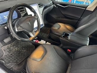 Tesla Model S 70D Base 333 PK picture 11
