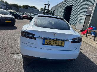 Tesla Model S 70D Base 333 PK picture 4