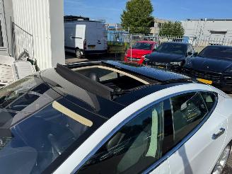 Tesla Model S 70D Base 333 PK picture 8
