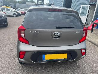 Kia Picanto 1.0 CVVT Design Edition picture 4