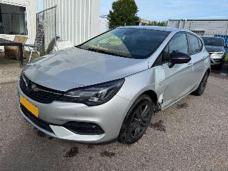 krockskadad bil auto Opel Astra 1.2 Design & Tech 2021/11
