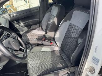Volkswagen Polo 1.0 AUTOMAAT TSI R-Line Business picture 24