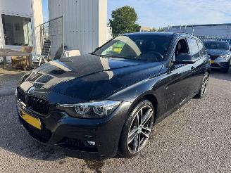 Schadeauto BMW 3-serie Touring 318i AUTOMAAT M Sport Corporate Lease 2019/7