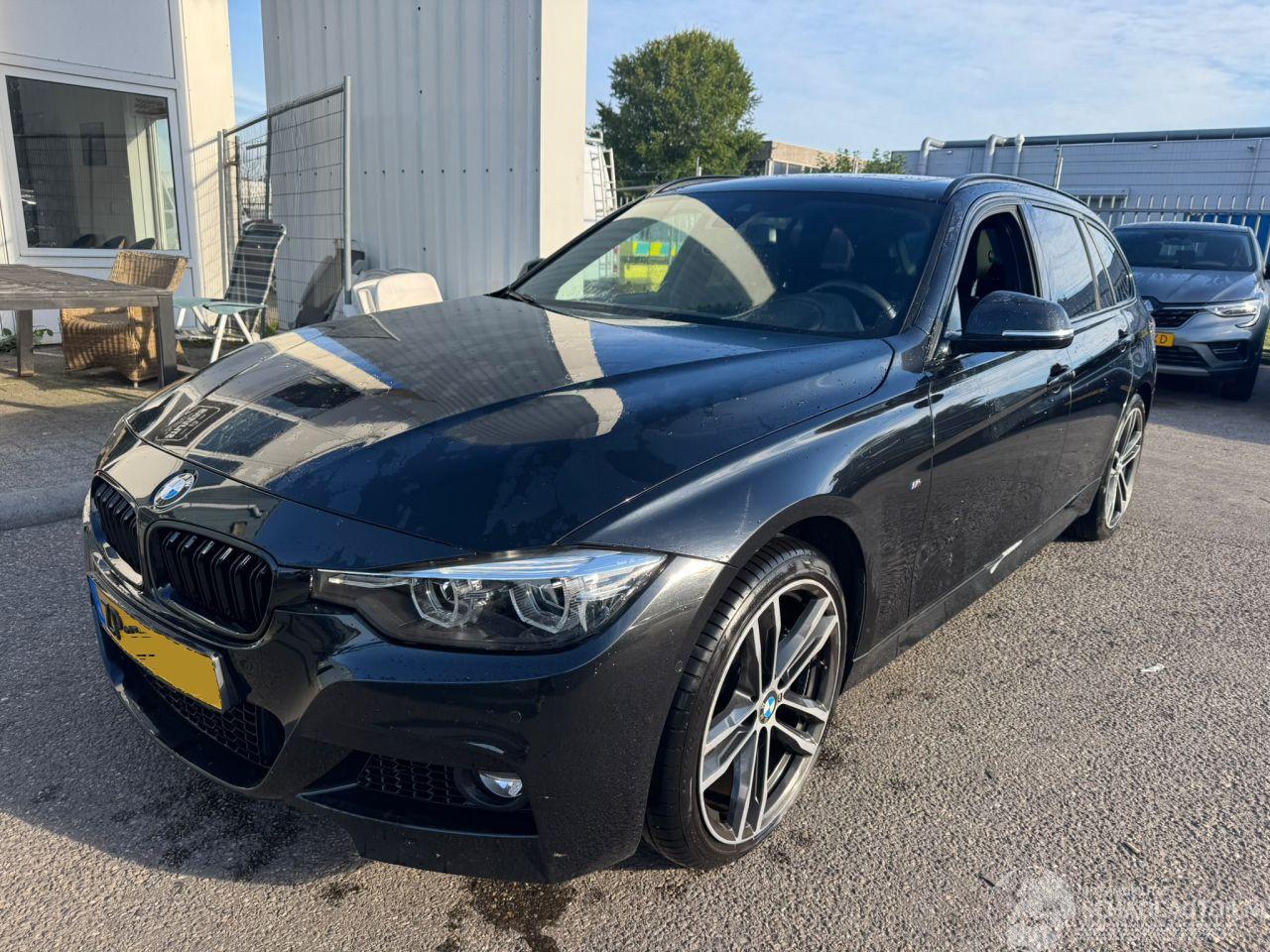 BMW 3-serie Touring 318i AUTOMAAT M Sport Corporate Lease