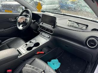 Hyundai Kona EV Limited 64 kWh picture 18