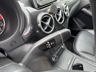 Mercedes B-klasse 180 AUTOMAAT Ambition picture 11