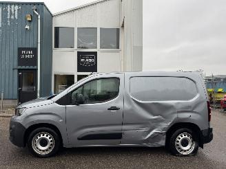 Peugeot Partner 1.5 AUTOMAAT BlueHDI Premium picture 2