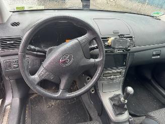 Toyota Avensis 1.8 VVTi Luna picture 11