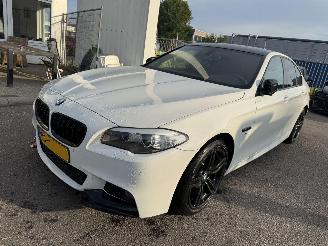 Schadeauto BMW 5-serie 523i High Executive 2010/9