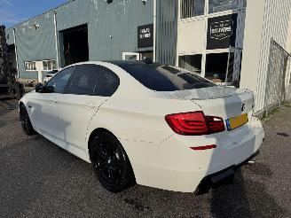 BMW 5-serie 523i High Executive picture 3