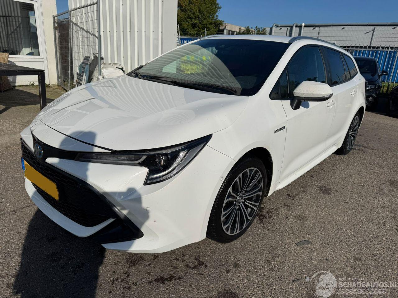 Toyota Corolla Touring Sports 1.8 Hybrid Business Intro