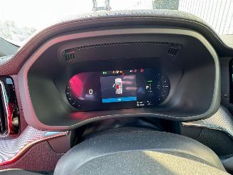 Volvo Xc-60 2.0 T6 Plug-in hybrid AWD Ultra Black Edition picture 12
