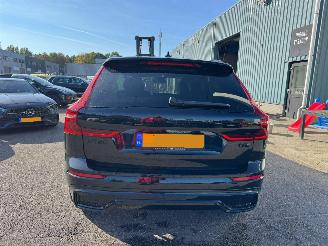 Volvo Xc-60 2.0 T6 Plug-in hybrid AWD Ultra Black Edition picture 6