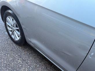 Volkswagen Golf 1.0 TSI Edition picture 8
