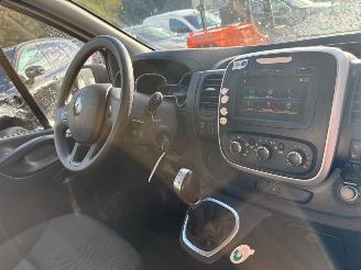 Renault Trafic 2.0 AUTOMAAT dCi 145 T29 L1H1 Comfort 145 PK picture 18