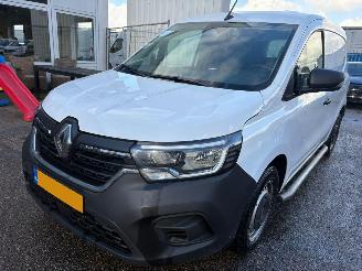 damaged commercial vehicles Renault Kangoo 1.5 Blue dCi 75 Comfort L1 2024/3