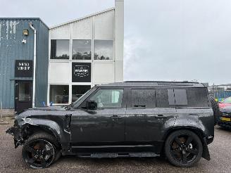 Land Rover Defender 110 2.0 AUTOMAAT P300e 110 X-Dynamic SE 300 PK picture 3