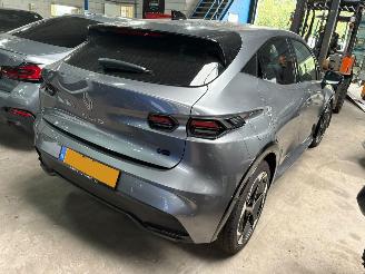 Renault Clio 1.8 Hybrid 160 techno picture 2